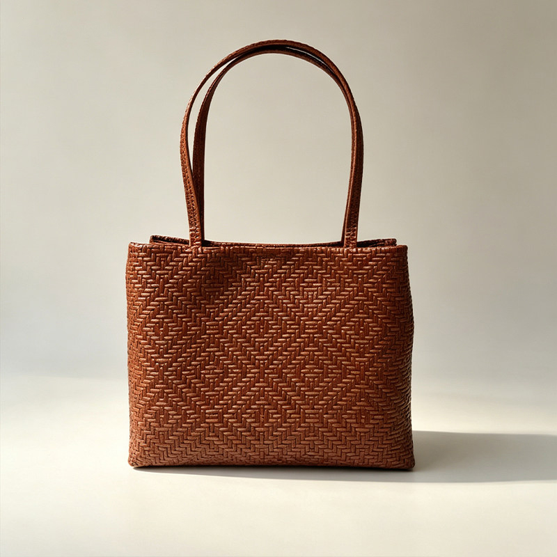 Luxury Bags Office - メンディー 本革 織りプリント グレイン トートバッグ オープン