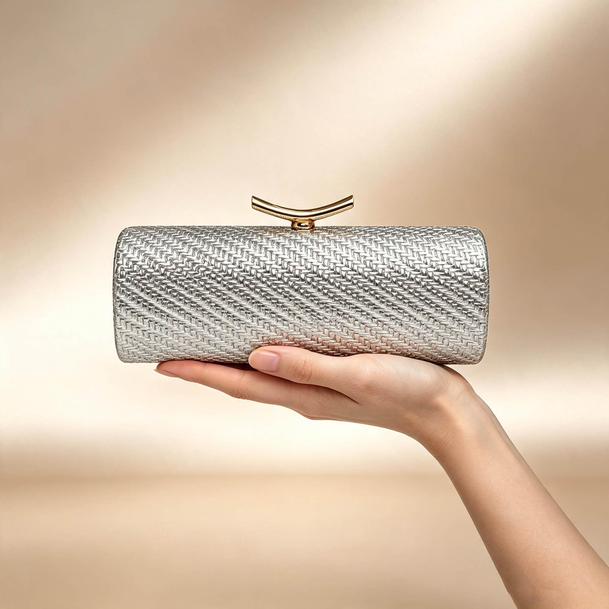 ゴールドイブニングハンドバッグ高級デザイナーショルダーバッグ - Luxury Bags Office のレビューと価格