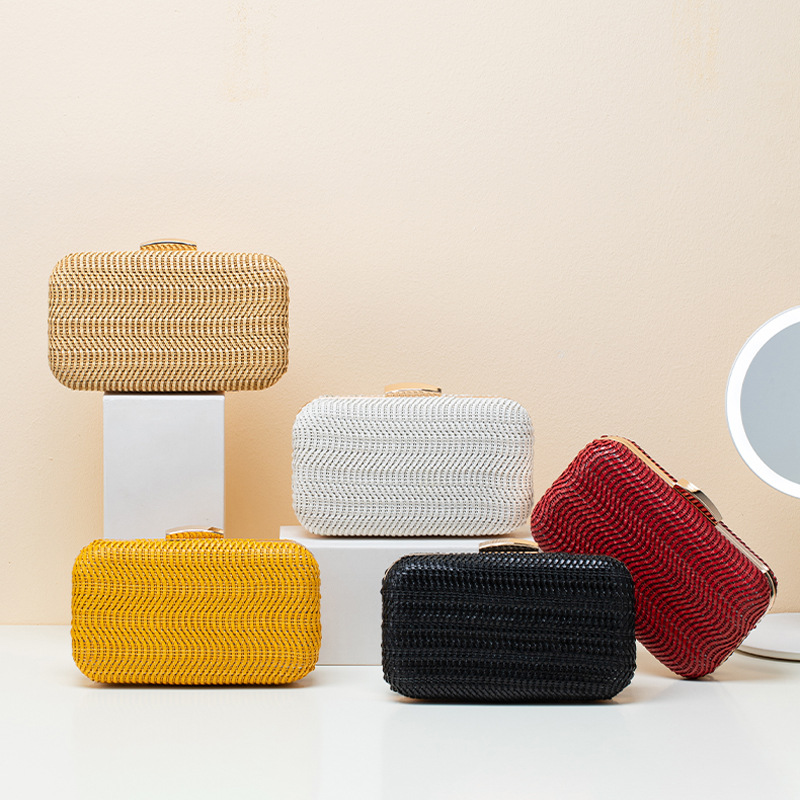 女性のための黄色のストローでカジュアルなハンドバッグ,手織り - Luxury Bags Consignment のレビューと価格