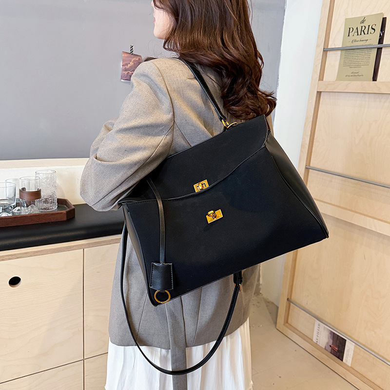 CGCBAG ヴィンテージデザイナー高級ブランドトートバッグ - Luxury Bags Vintage のレビューと価格